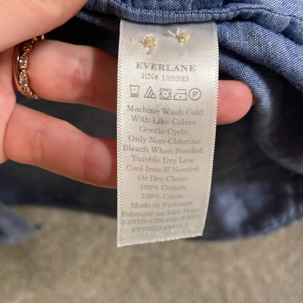 Everlane Button Down - image 4